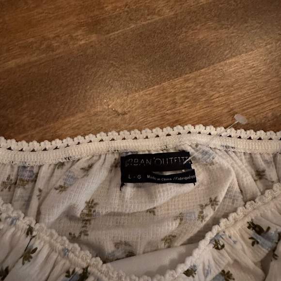 NWT Urban Outfitters Floral Ruched Dress - Picture 2 of 2